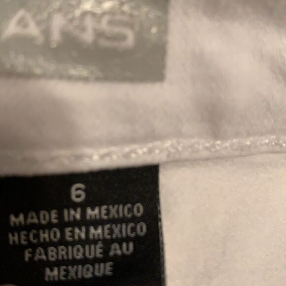 DKNY JEANS LUDLOW KNEE LENGTH BERMUDA SHORT WHITE - Picture 5 of 7